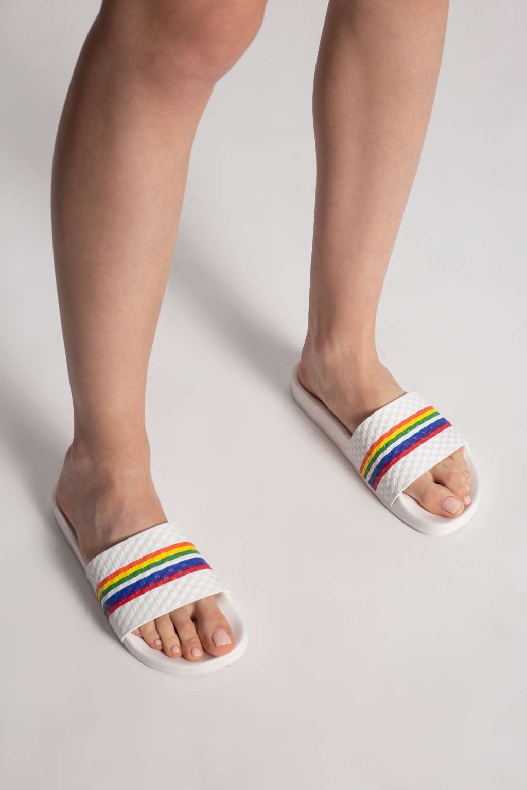 Rainbow michael kors discount slides